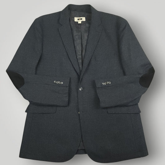 Front view of Joseph Abboud blue glen plaid hacking jacket in men’s size 44R