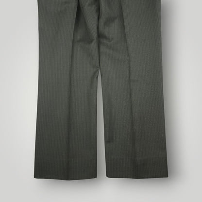 Modern Fit Wool Pinstripe Suit 38R/32S