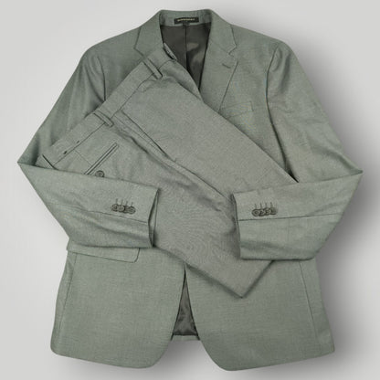 Slim Fit Sharkskin Performance Stretch Suit 40S/32S