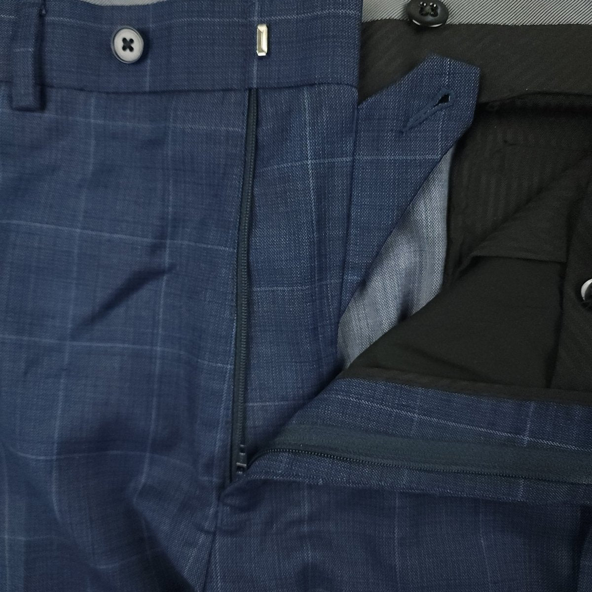 Slim Fit Wool Blend Prince of Wales Check Suit 44R/35R