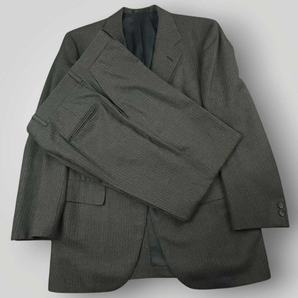 Vintage 70s H Freeman & Sons Slim Fit Pinstripe 3 Roll 2 Sack Suit 42R/33S