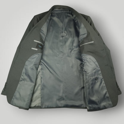 Modern Fit Performance Travel Pinstripe Suit 44L/36R