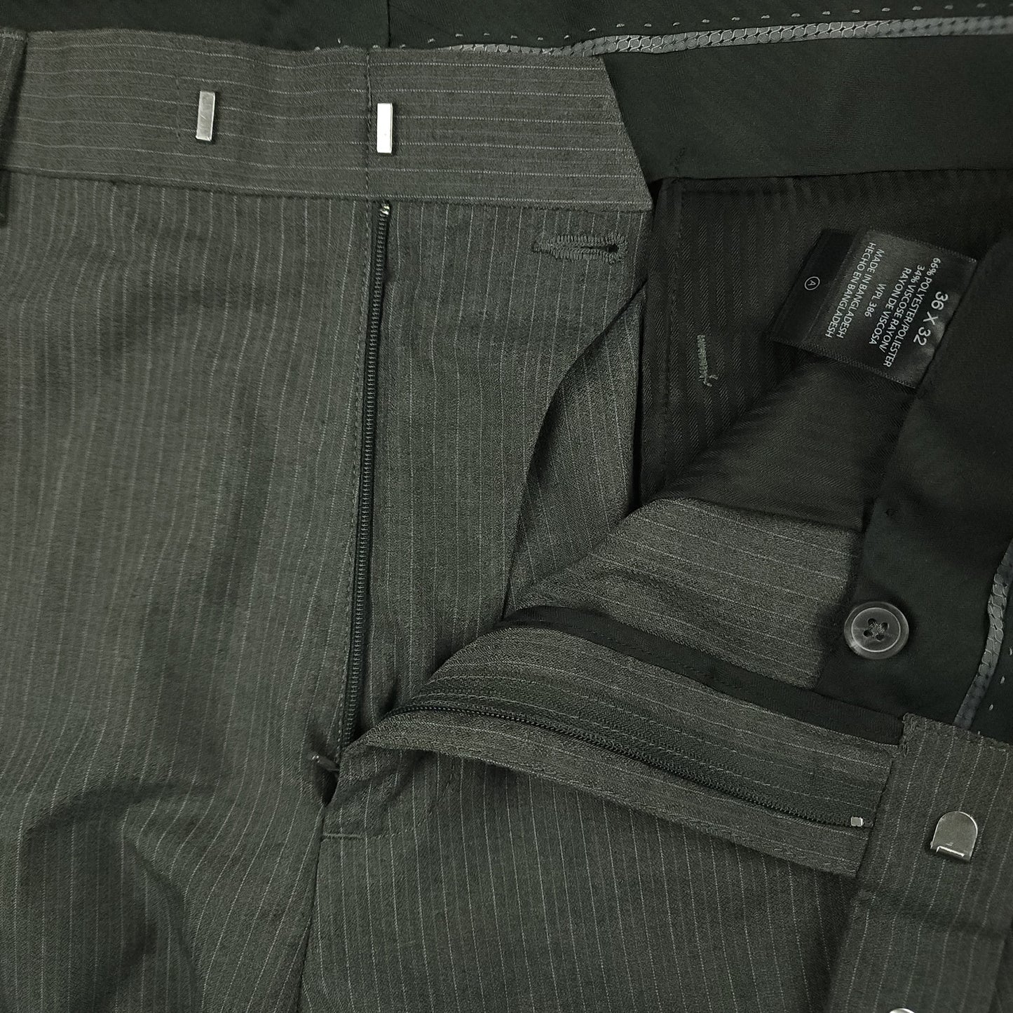 Modern Fit Performance Travel Pinstripe Suit 44L/36R