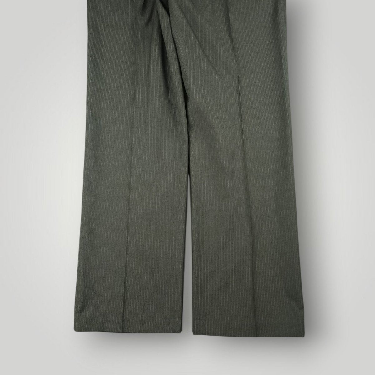 Modern Fit Performance Travel Pinstripe Suit 44L/36R