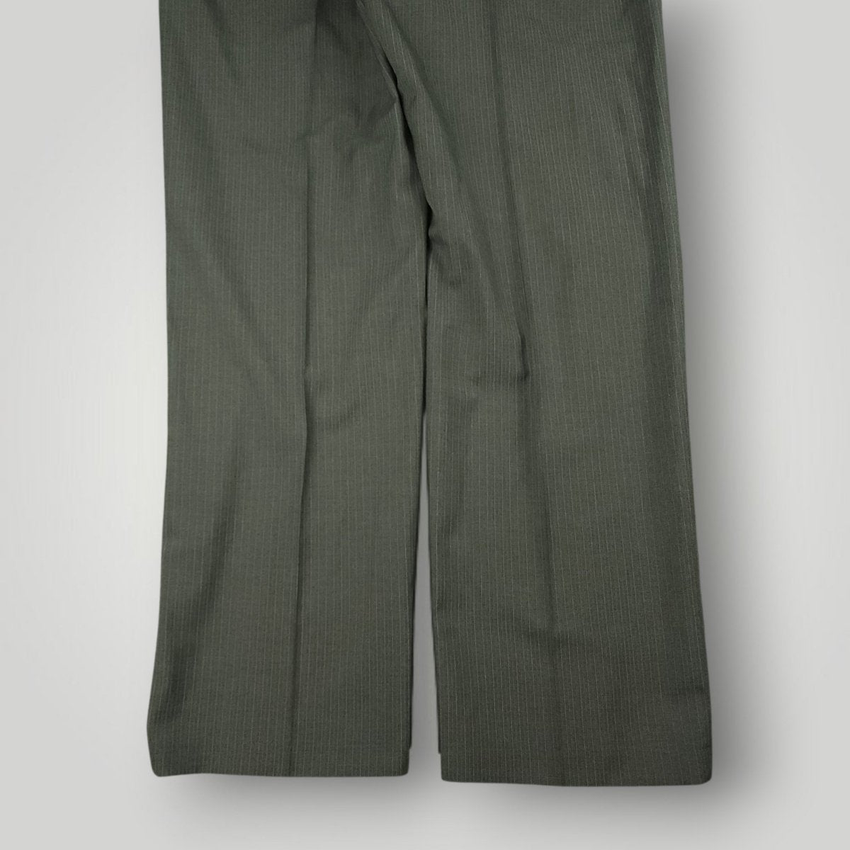 Modern Fit Performance Travel Pinstripe Suit 44L/36R