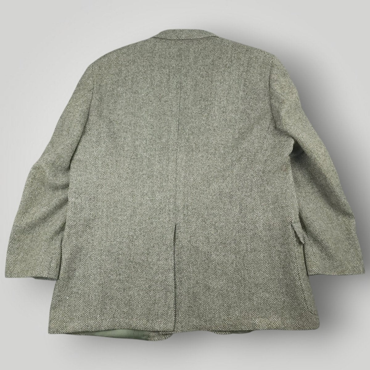Vintage 80s Classic Fit Patch Pocket Herringbone Tweed Jacket 46R