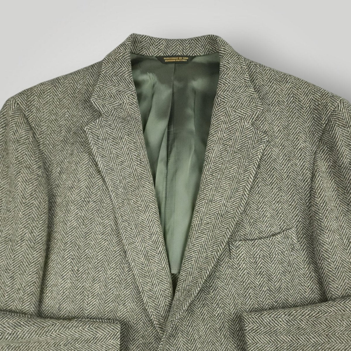 Vintage 80s Classic Fit Patch Pocket Herringbone Tweed Jacket 46R