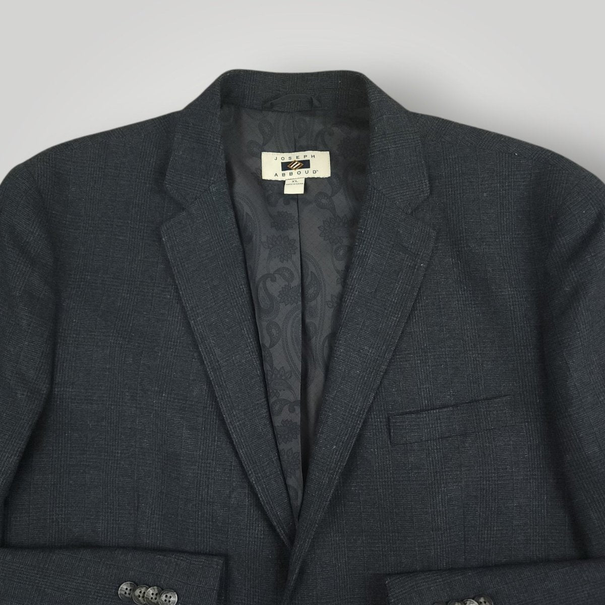Upper front view of Joseph Abboud blue glen plaid hacking jacket