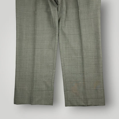 Modern Fit Wool Windowpane Plaid Suit 44R/37S