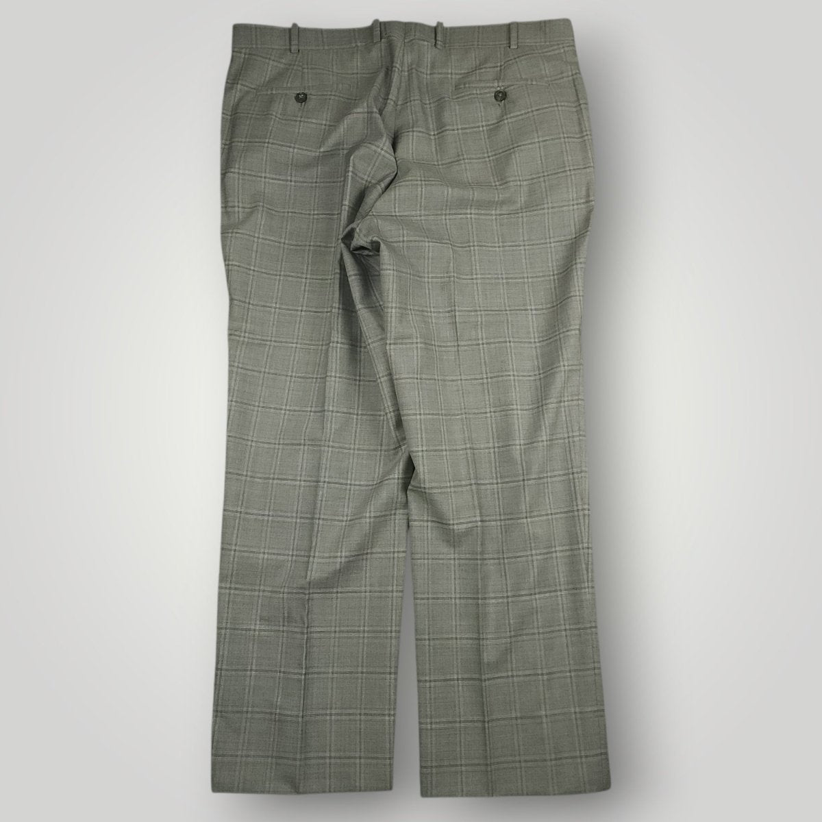 Modern Fit Wool Windowpane Plaid Suit 44R/37S