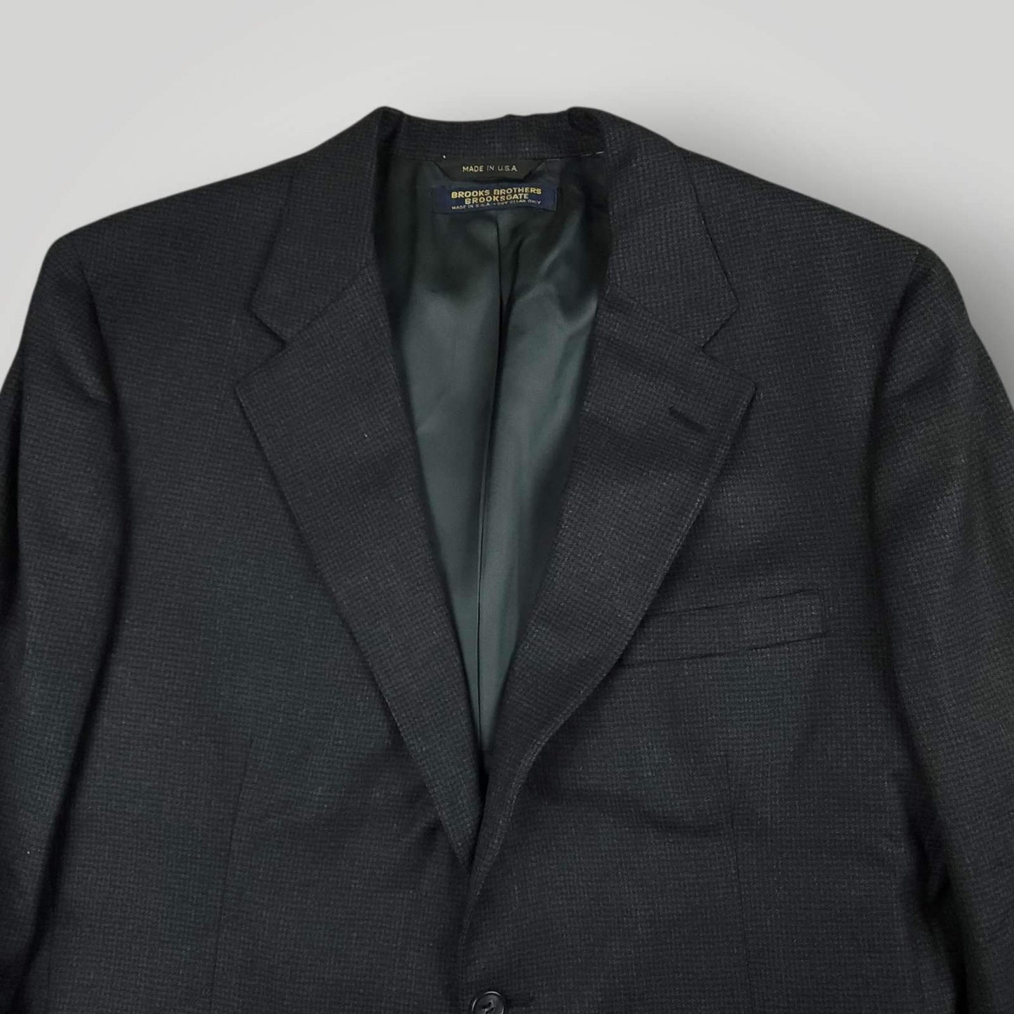 Vintage Brooks Brothers Brooksgate Wool 2 PC Wide Lapel Micro Dot Suit 44R/35S
