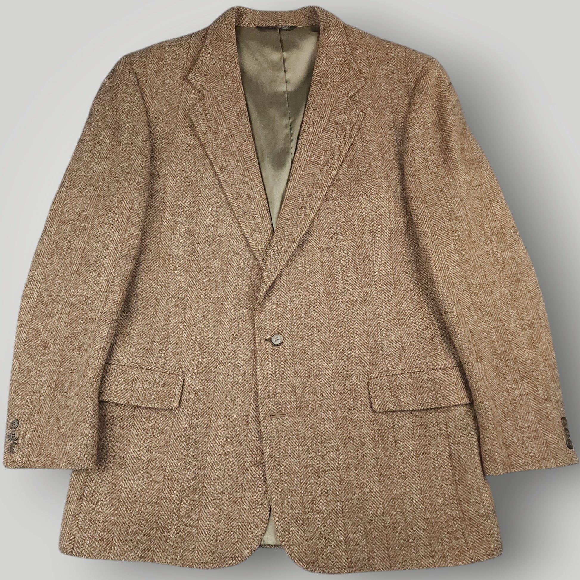 Front view of vintage Harris Tweed blazer with traditional sport coat styling