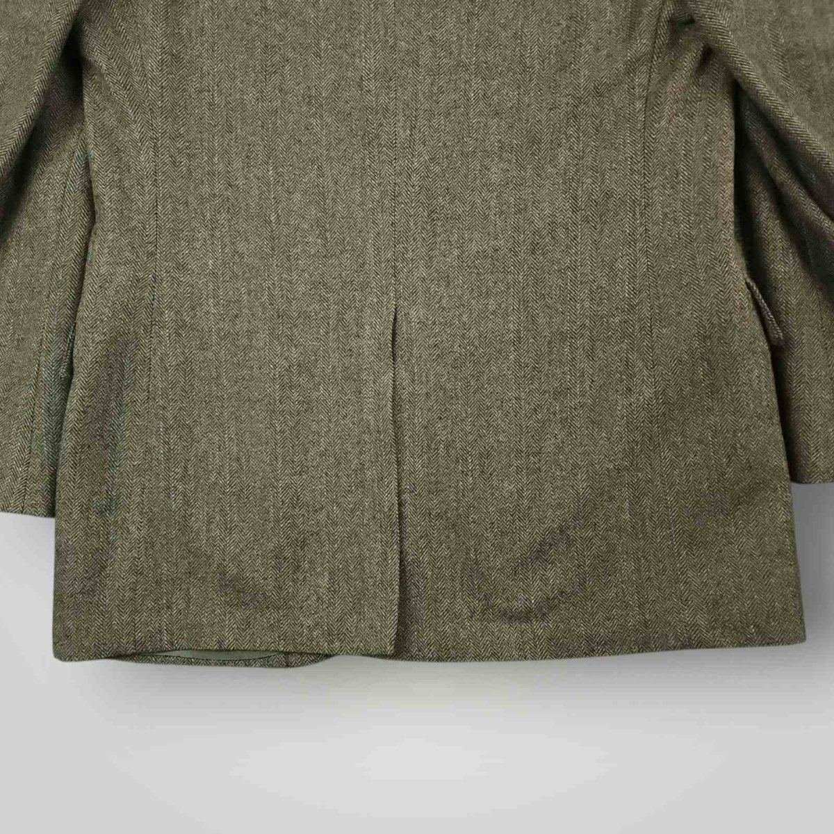 Vintage 60s Mens 2 Pc Herringbone Tweed Wool Suit 36S/30S